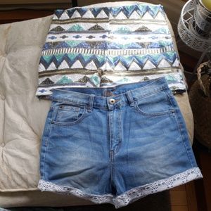 2 pairs of high waist shorts